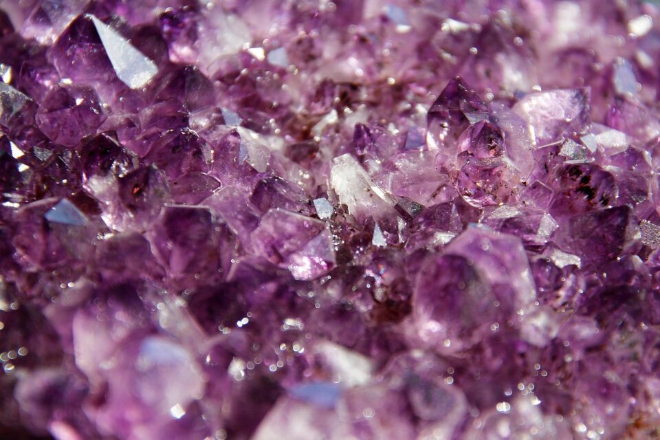 amethyst-7434256_1280(1)