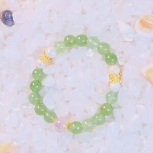 Verdant Bloom – Green Chalcedony Bracelet