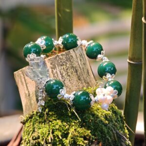 Emerald Glow – Green Agate Bracelet